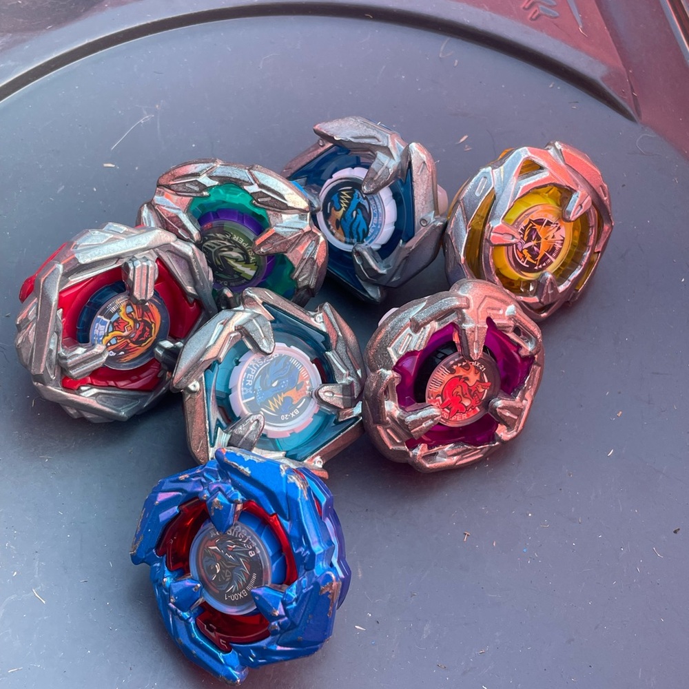 Metal Fusion Battle Tops Set - Multicolor